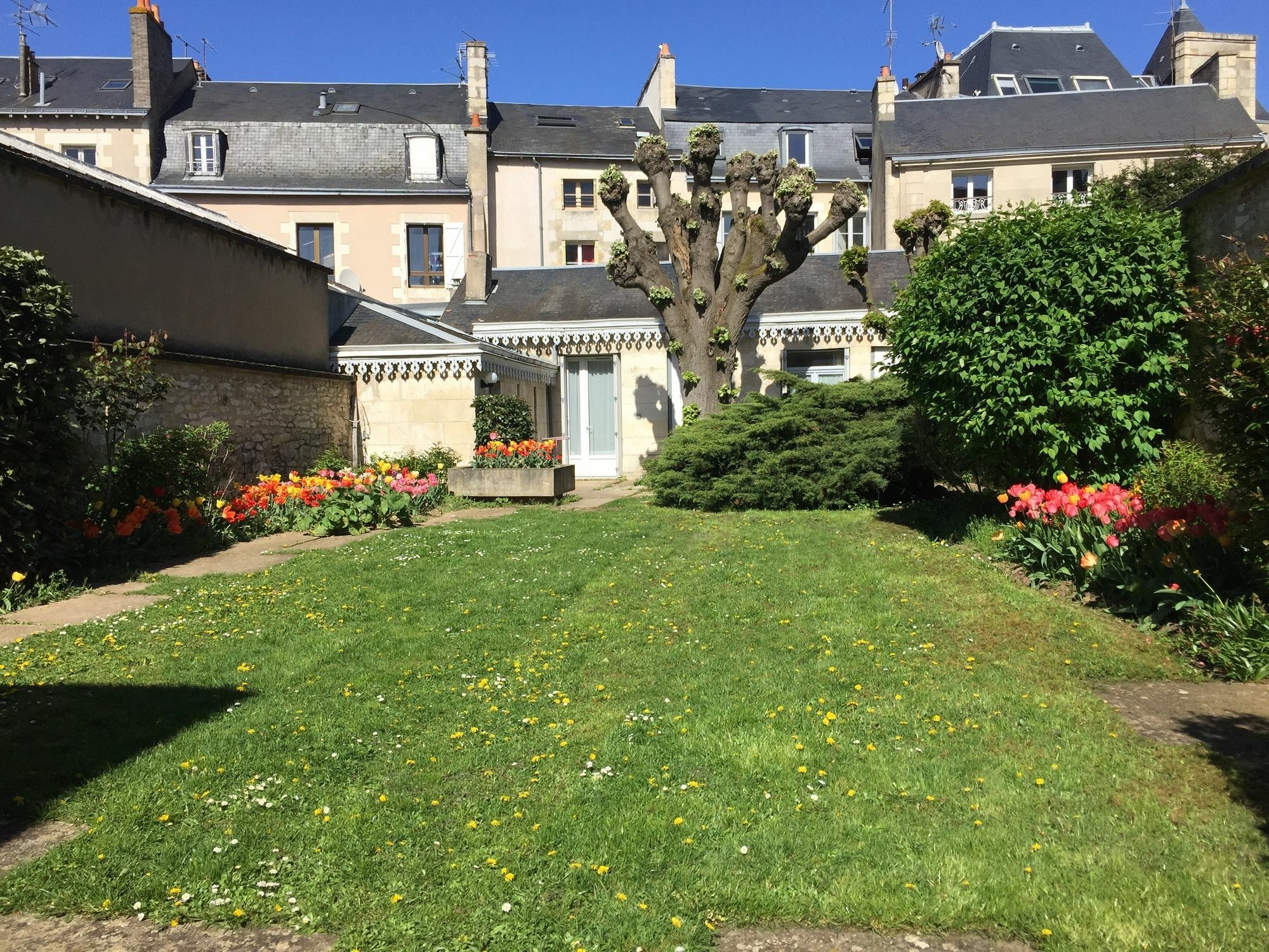 Bien Etre Immo Poitiers Exterior foto